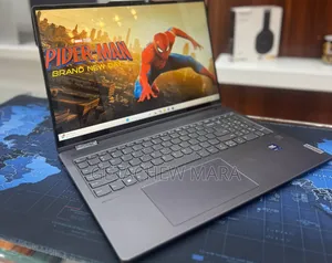 New Laptop Lenovo Yoga 7i 16GB Intel Core Ultra 7 SSD 512GB