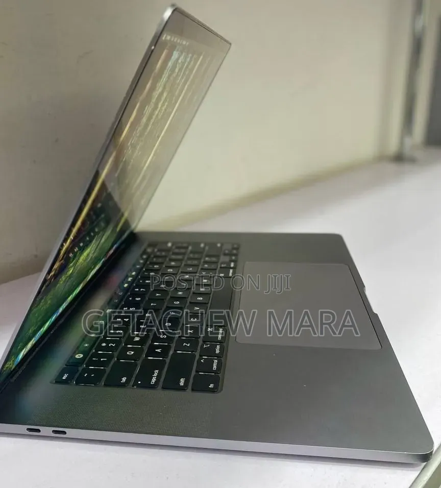 New Laptop Apple MacBook Pro 2021 M1 16GB Intel Core i9 SSD 1T