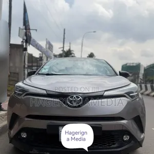 Toyota C-HR 2020 Gray