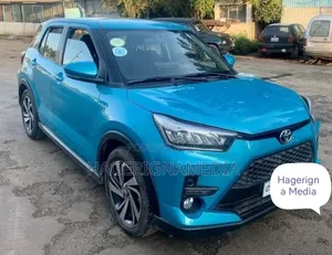 Toyota Raize 2022 Blue
