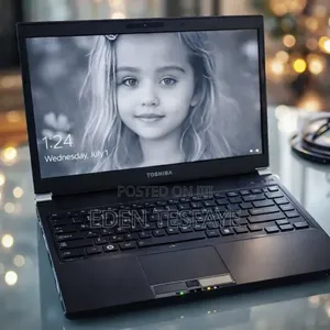 Laptop Toshiba Portege R930 4GB Intel Core i5 HDD 500GB