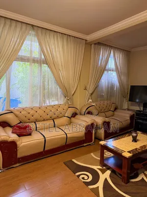 Slightly Used Luxurious Sofa / ሌዘር ሶፋ ለቤት እና ለቢሮ