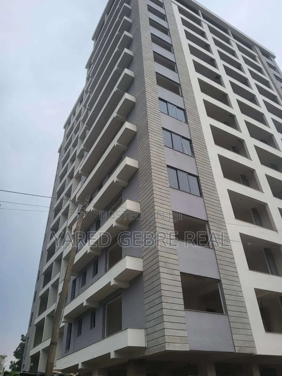 3bdrm Apartment in 3 Bedroom 214Sqm, Yeka for sale