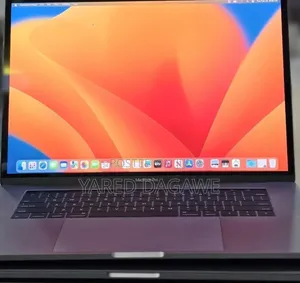 New Laptop Apple MacBook Pro 2017 16GB Intel Core i7 SSD 512GB