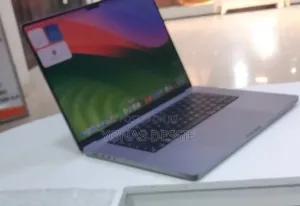 New Laptop Apple MacBook Pro 2021 M1 Max 64GB SSD 1T