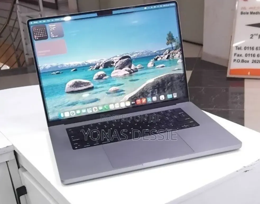 New Laptop Apple MacBook Pro 2021 M1 32GB SSD 1T
