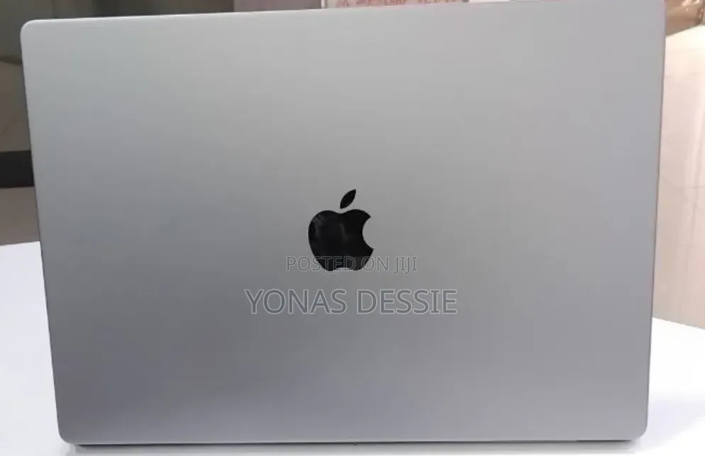New Laptop Apple MacBook Pro 2021 M1 32GB SSD 1T