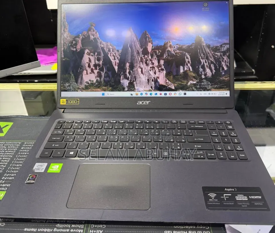 Laptop Acer Aspire 3 8GB Intel Core i7 HDD+SSD 256GB