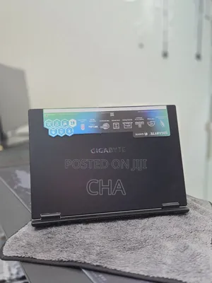New Laptop Gigabyte GAMING A16 16GB Intel Core i7 SSD 1T
