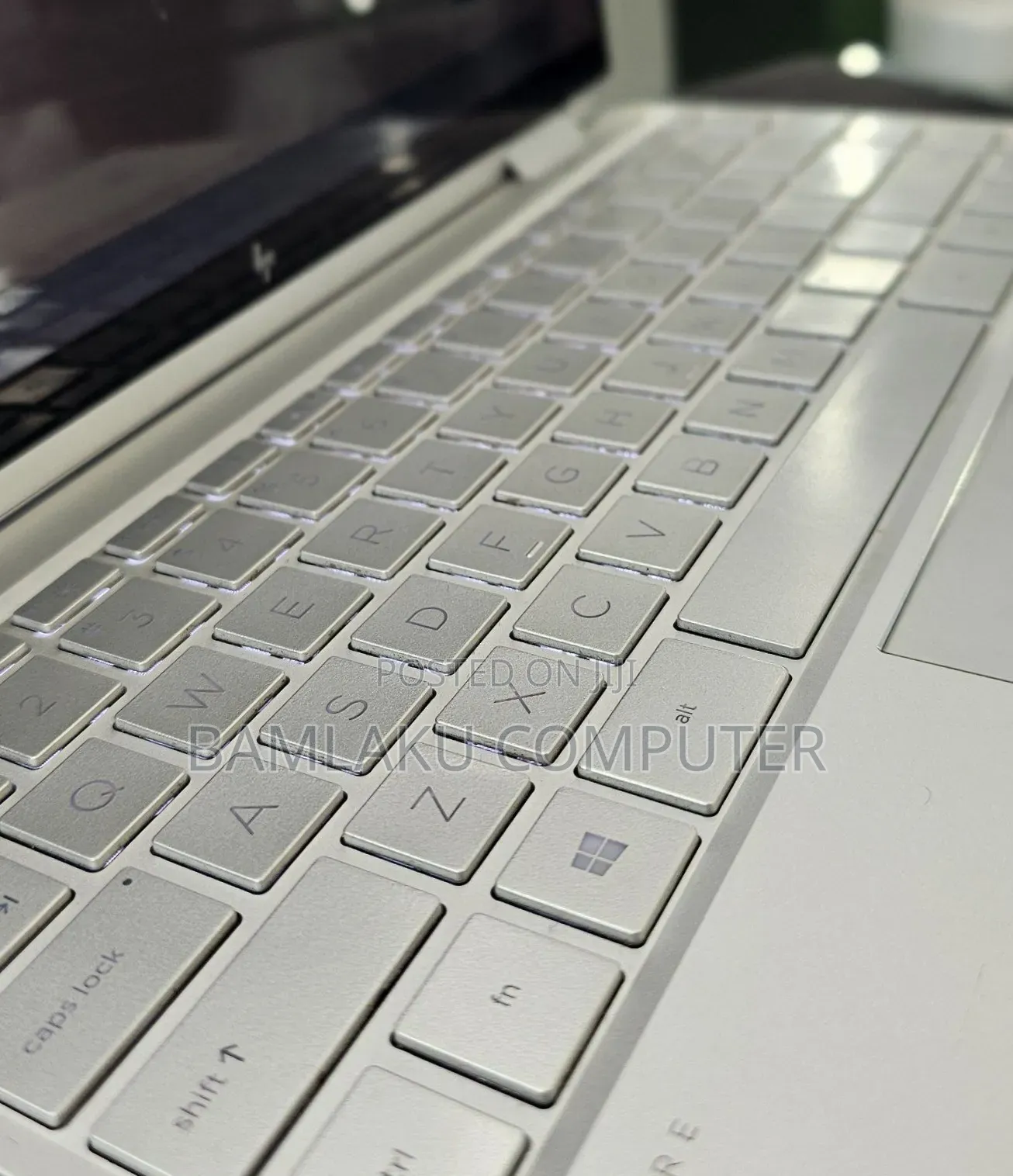New Laptop HP Spectre X360 13 8GB Intel Core i7 SSD 512GB