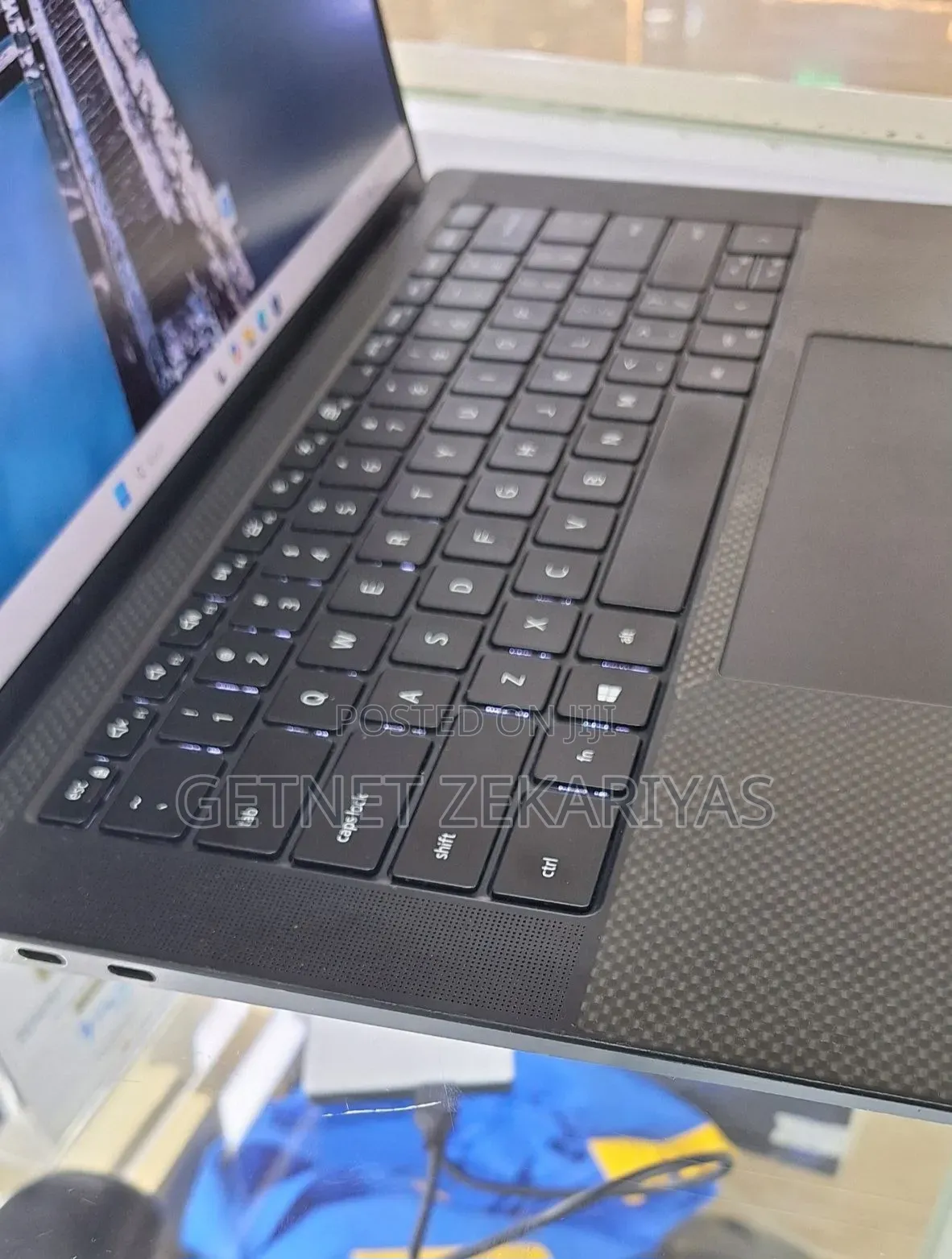 New Laptop Dell Precision 15 3551 16GB Intel Core i7 SSD 512GB