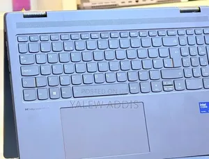 New Laptop Lenovo Yoga 7i 16GB Intel Core Ultra 7 SSD 512GB