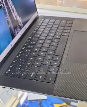 New Laptop Dell Precision 5540 16GB Intel Core i7 SSD 512GB