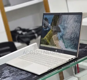 New Laptop HP Pavilion 15 8GB Intel Core i5 SSD 512GB