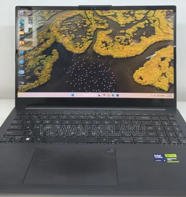 New Laptop Asus Vivobook 15 16GB Intel Core Ultra 9 SSD 512GB