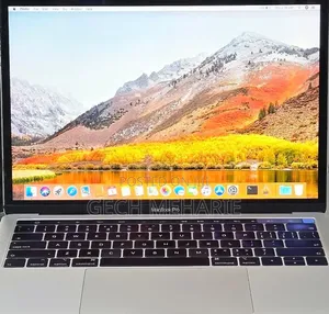 New Laptop Apple MacBook 2017 16GB Intel Core i7 SSD 512GB