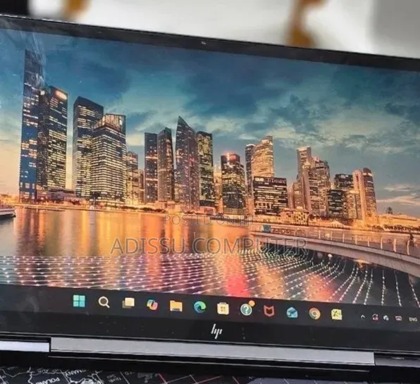 New Laptop HP Envy 15 16GB Intel Core i7 SSD 512GB