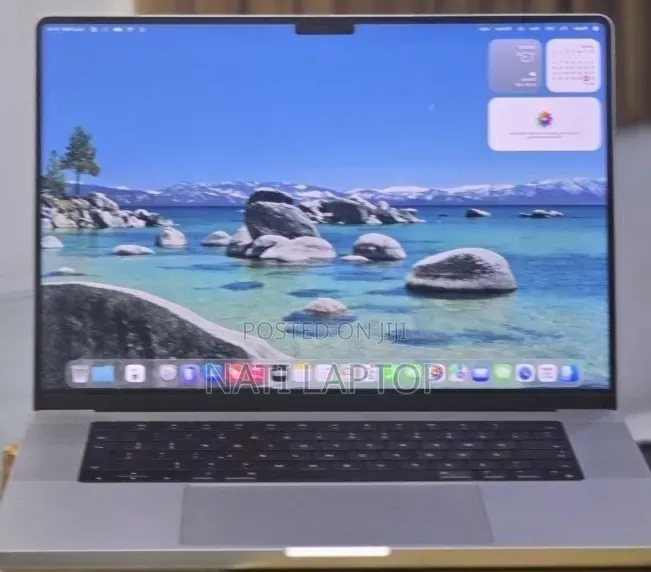 New Laptop Apple MacBook Pro 2021 M1 32GB Apple M1 Pro SSD 512GB