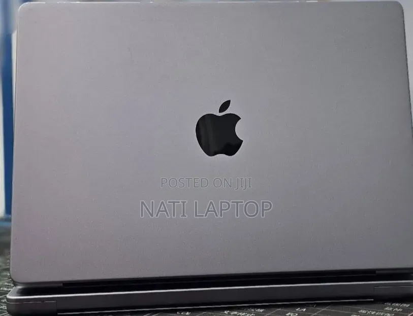 New Laptop Apple MacBook Pro 2021 M1 32GB Apple M1 Pro SSD 512GB