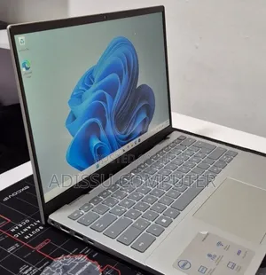 New Laptop Dell Inspiron 14 16GB AMD Ryzen 7 SSD 1T