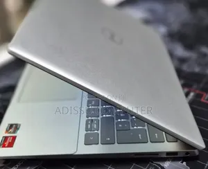 New Laptop Dell Inspiron 14 16GB AMD Ryzen 7 SSD 1T