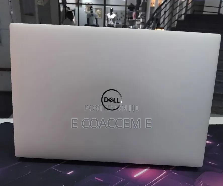 New Laptop Dell 16GB Intel Core i7 SSD 512GB