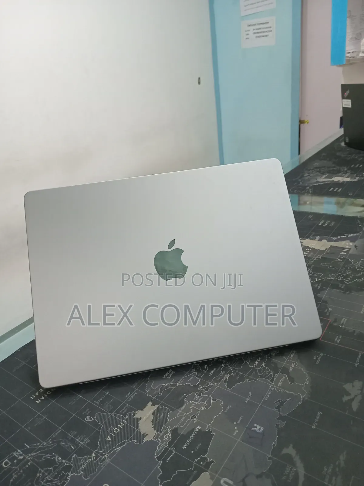 New Laptop Apple MacBook Pro 2021 M1 16GB Apple M1 Pro SSD 512GB