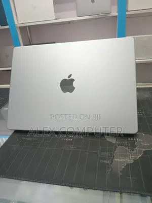 New Laptop Apple MacBook Pro 2021 M1 16GB Apple M1 Pro SSD 512GB