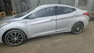 Hyundai Elantra 2013 Silver