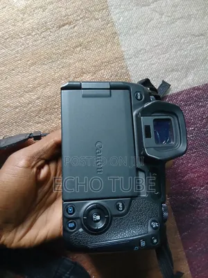 Canon EOS R With Canon Zoom Lens Ef 70-200 F/4 Mark I