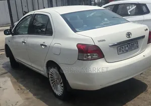 Toyota Yaris 1.3 VVT-i 2008 White