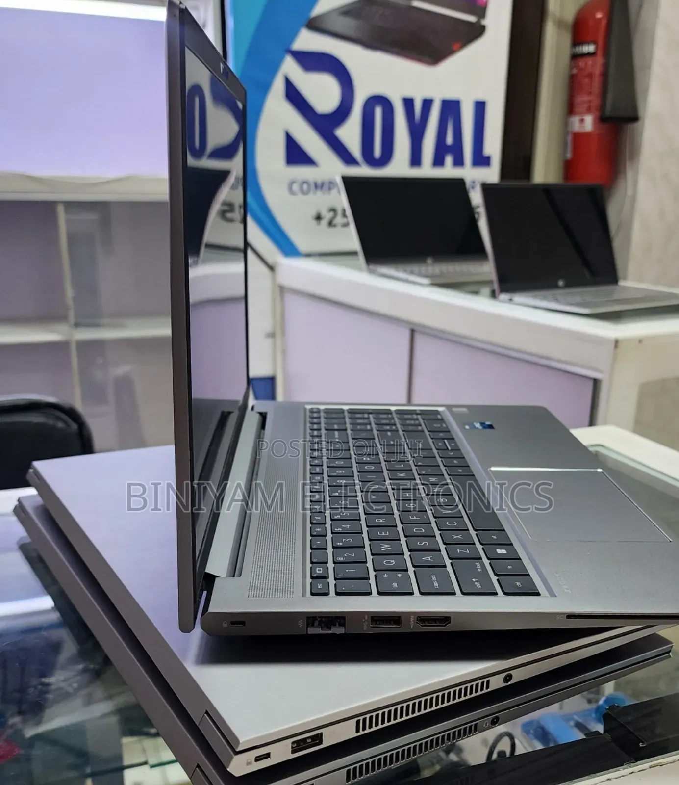 New Laptop HP ZBook 15 16GB Intel Core i7 SSD 512GB