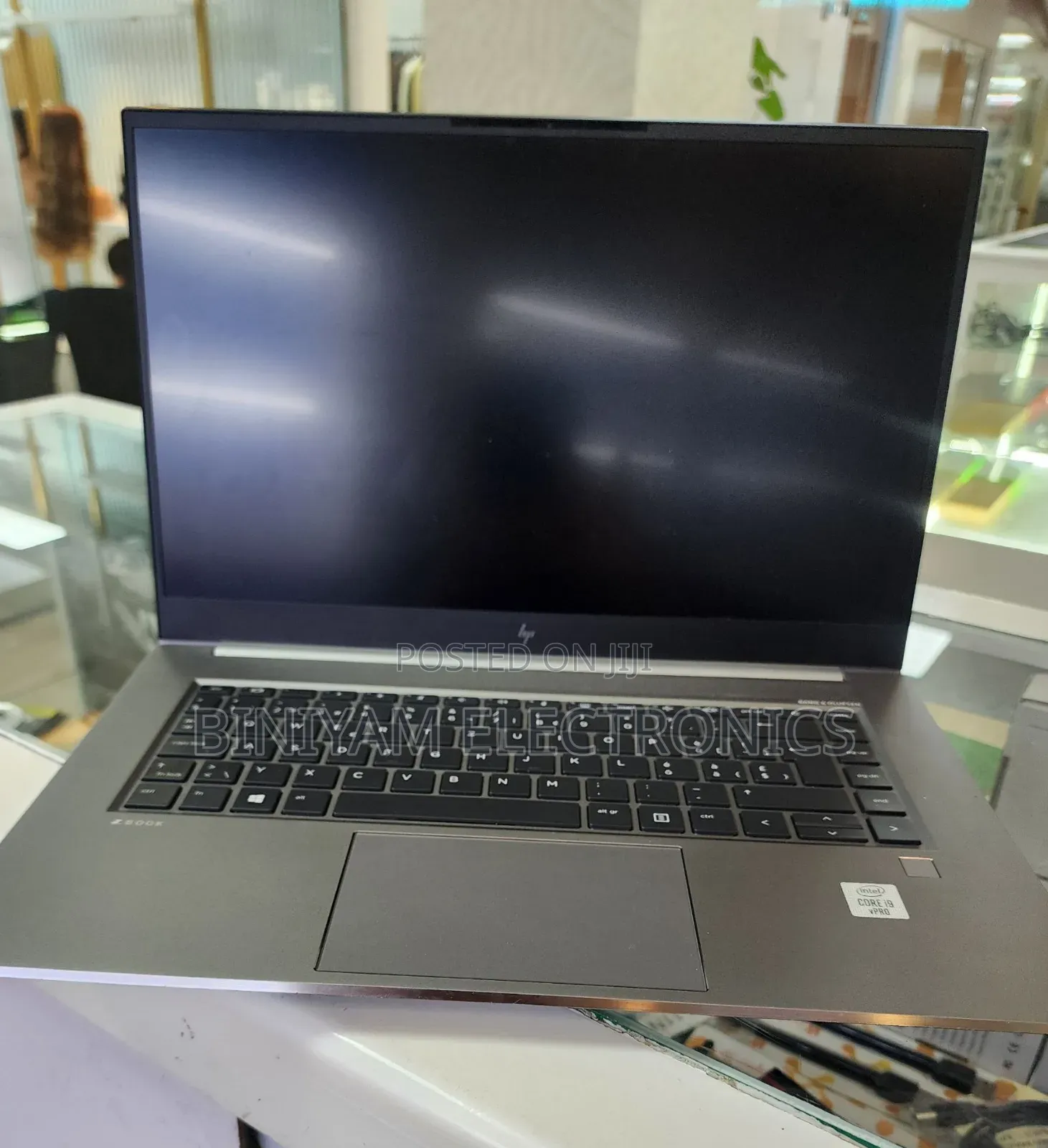 New Laptop HP ZBook 15 32GB Intel Core i9 SSD 512GB
