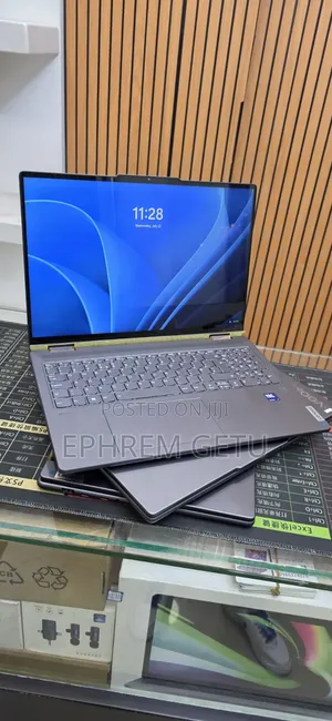 New Laptop Lenovo Yoga 7 15ITL5 16GB Intel Core Ultra 7 SSD 512GB