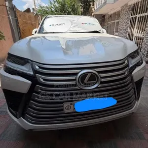 Lexus LX 2023 White