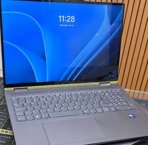 New Laptop Lenovo Yoga 7i 16GB Intel Core Ultra 7 SSD 512GB