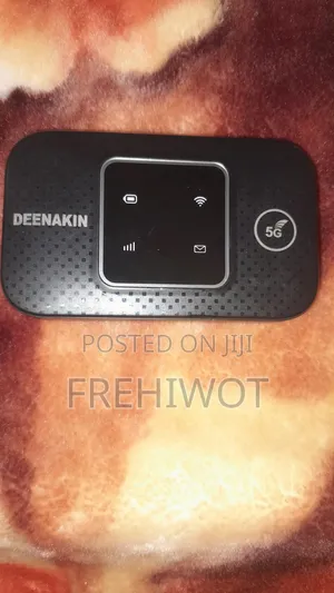  DEENAKIN 5G Portable WiFi Router 