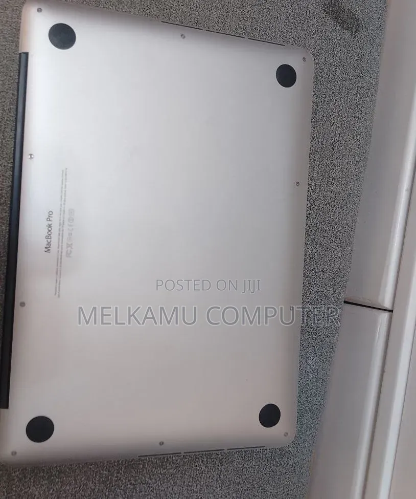 New Laptop Apple MacBook Air 2015 8GB Intel Core i5 SSD 256GB