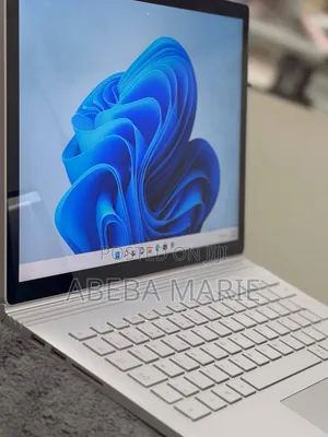 New Laptop Microsoft Surface 16GB Intel Core i5 SSD 512GB