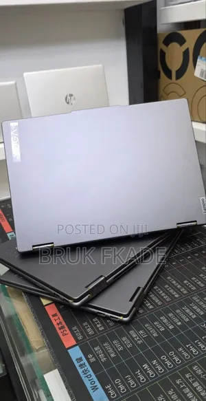 New Laptop Lenovo Yoga 7i 18GB Intel Core Ultra 7 SSD 512GB