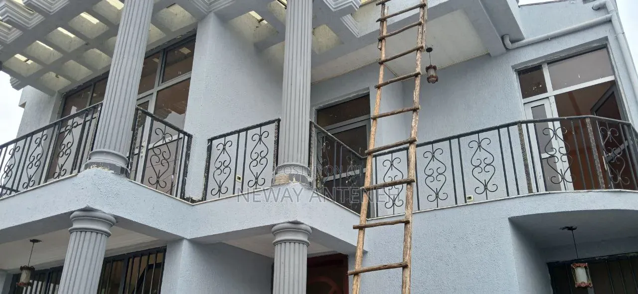 4bdrm House in Sheger City, Kolfe Keranio for sale