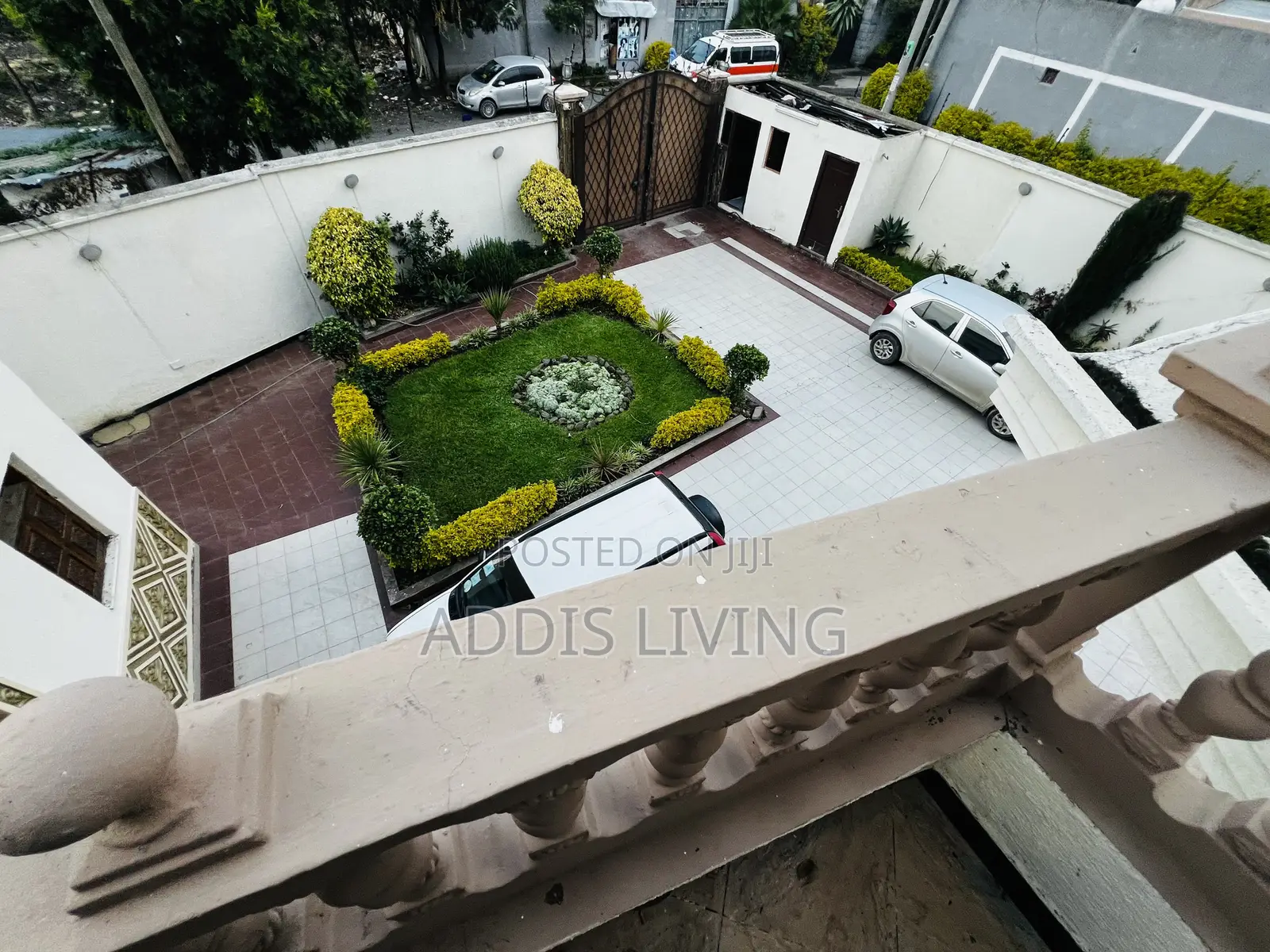 Furnished 10bdrm Apartment in Bole for rent