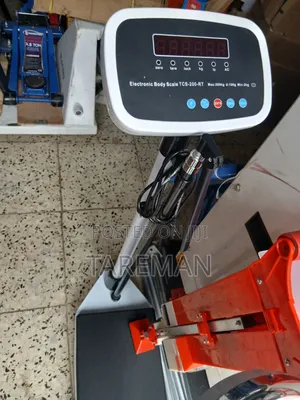 ,TCS-200-RT Electronic Body Scale Designed for Weight Up to 200kg.
