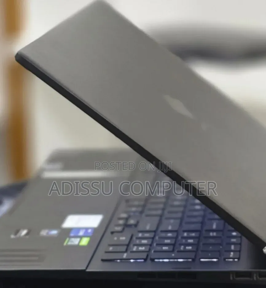 New Laptop HP Omen 16 16GB Intel Core i9 SSD 512GB