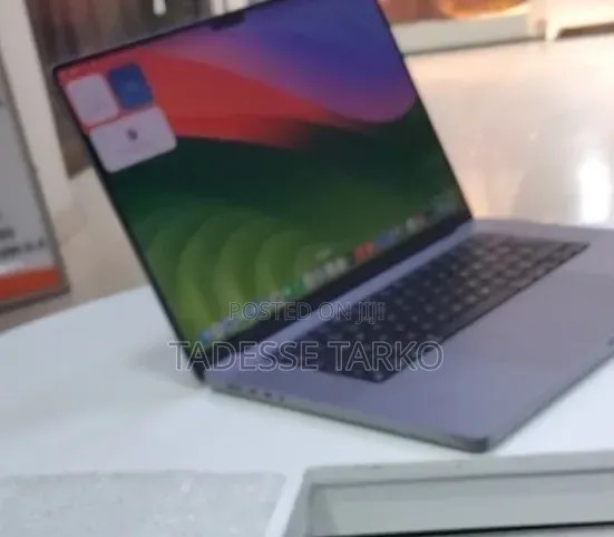 New Laptop Apple MacBook Pro 2021 M1 Max 64GB Apple M1 Max SSD 1T