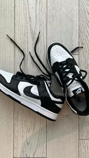 Nike Dunk Low Retro White Black Panda