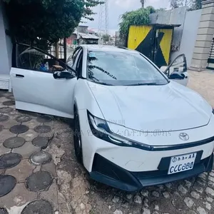 Toyota bZ3 2025 White