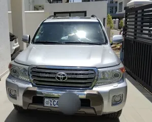 Toyota Land Cruiser 2016 Off white