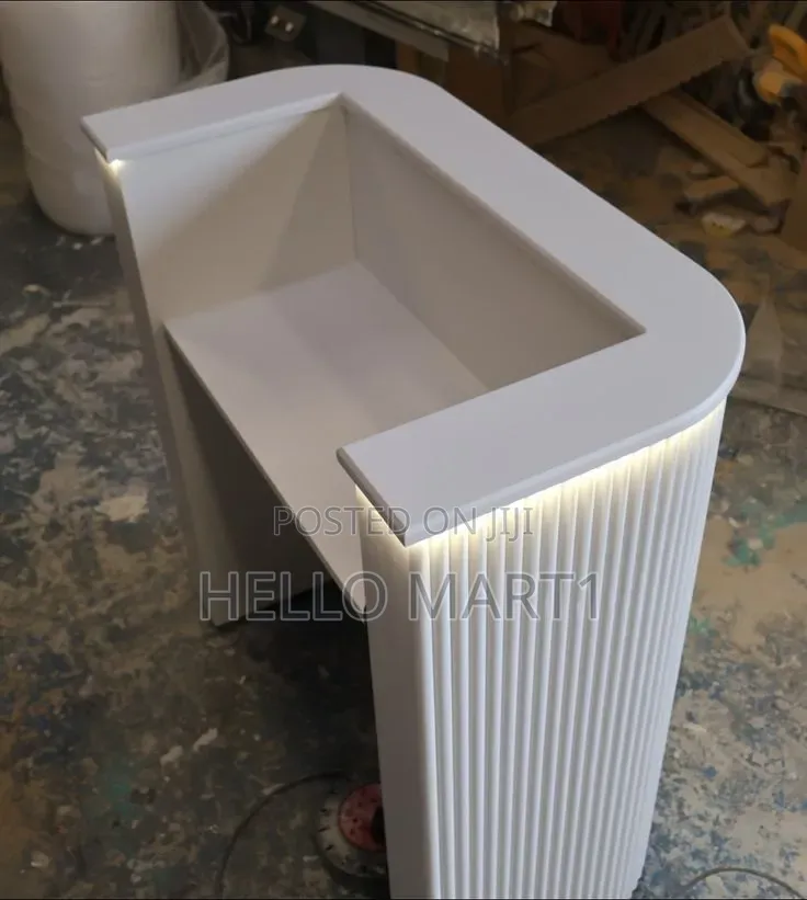 Modest Reception Table
