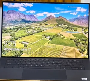 New Laptop Dell XPS 15 16GB Intel Core i7 SSD 512GB